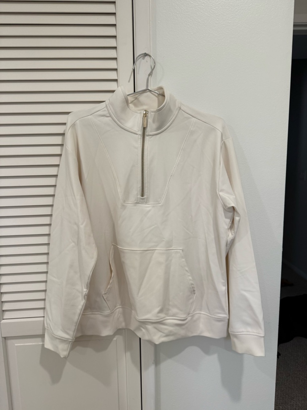 Skechers Women's Cream Zip-Up Pullover Sweater